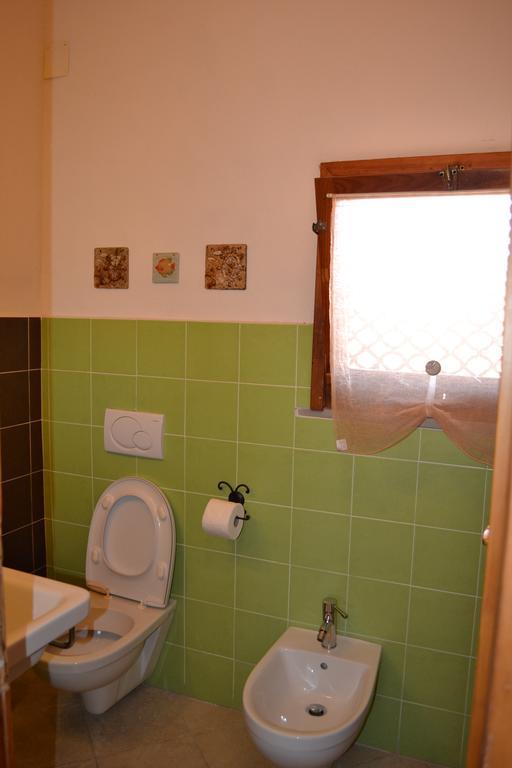 Apartments Mimose Badesi Zewnętrze zdjęcie