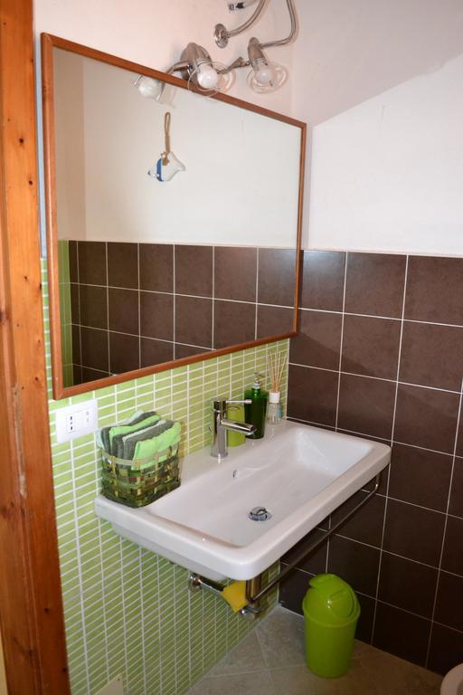 Apartments Mimose Badesi Zewnętrze zdjęcie