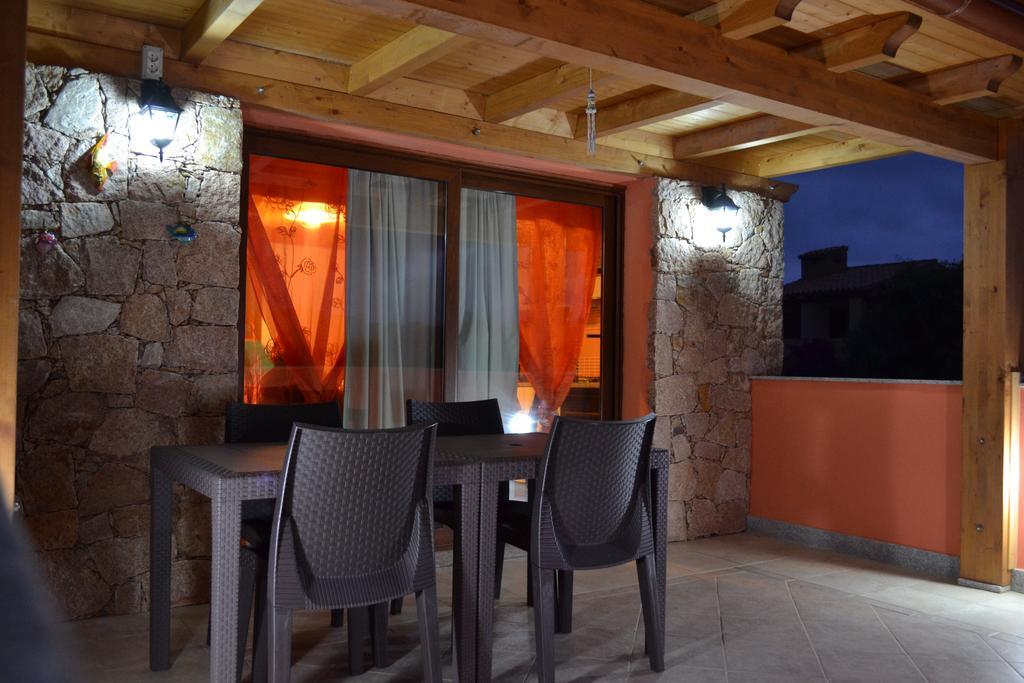 Apartments Mimose Badesi Zewnętrze zdjęcie